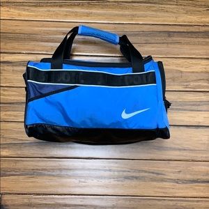 Nike duffle bag